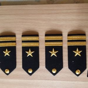 LT. U.S. NAVY BOARD INSIGNIAS NEW TWO SETS